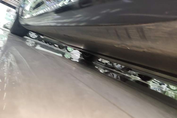 Used Tesla Model 3 2023 Rear-Wheel-Drive Version Left Side Sill