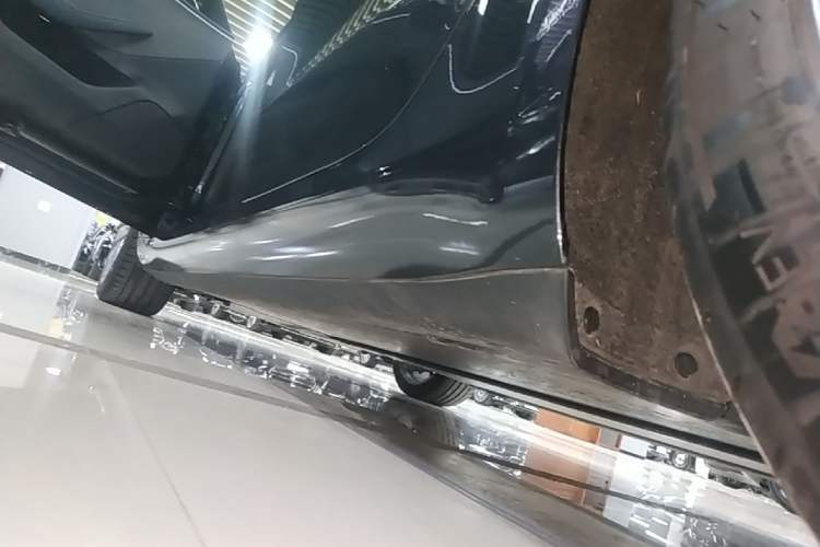 Used Tesla Model 3 2023 Rear-Wheel-Drive Version Left Side Sill