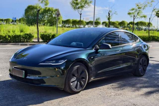 Used Tesla Model 3 2023 Rear-Wheel-Drive Version