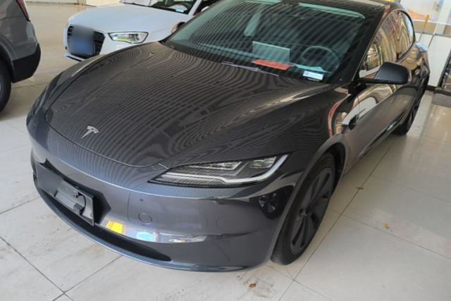 Used Tesla Model 3 2023 Rear-Wheel-Drive Version