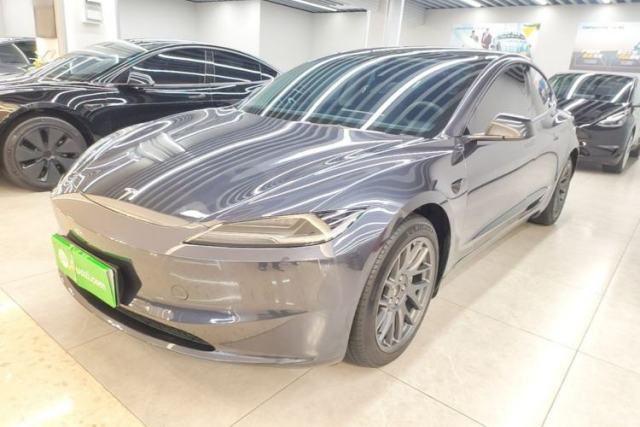 Used Tesla Model 3 2023 Long-Range All-Wheel-Drive Version
