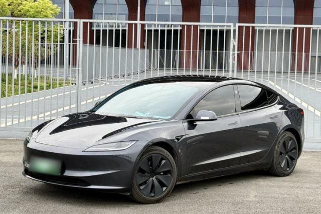 Used Tesla Model 3 2023 Rear-Wheel-Drive Version