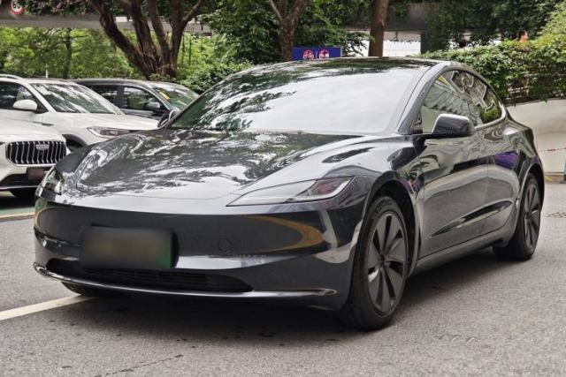 Used Tesla Model 3 2023 Rear-Wheel-Drive Version