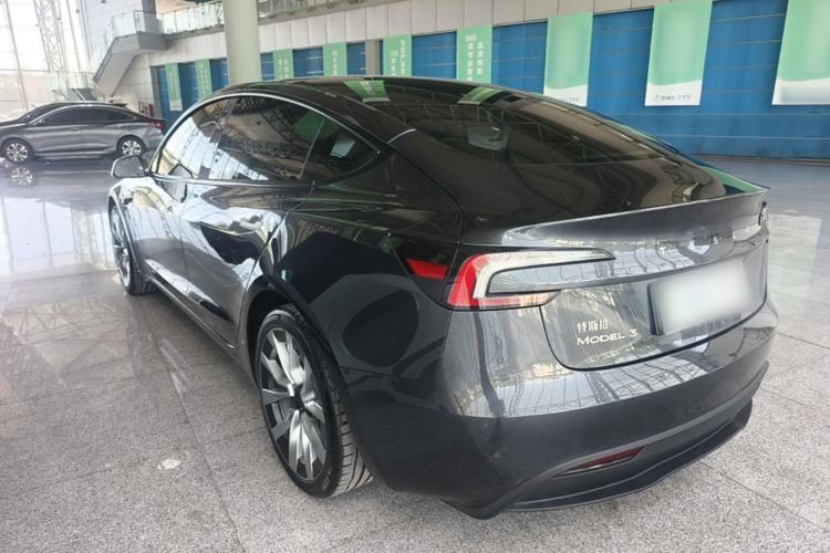 Used Tesla Model 3 2023 Rear-Wheel-Drive Version Rear Left 45 Deg