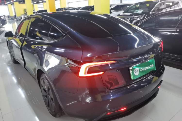 Used Tesla Model 3 2023 Rear-Wheel-Drive Version Rear Left 45 Deg