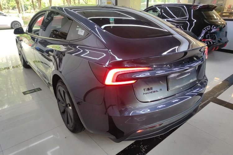 Used Tesla Model 3 2023 Rear-Wheel-Drive Version Rear Left 45 Deg