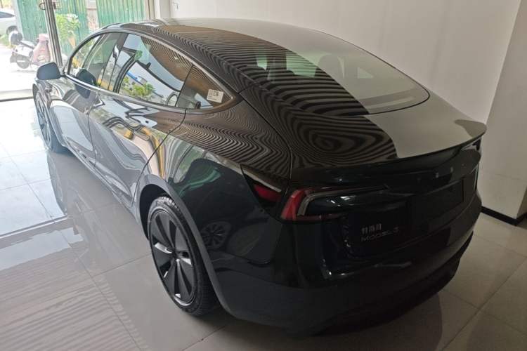Used Tesla Model 3 2023 Rear-Wheel-Drive Version Rear Left 45 Deg