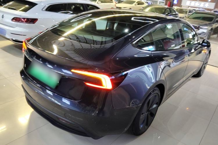 Used Tesla Model 3 2023 Rear-Wheel-Drive Version Rear Right 45 Deg