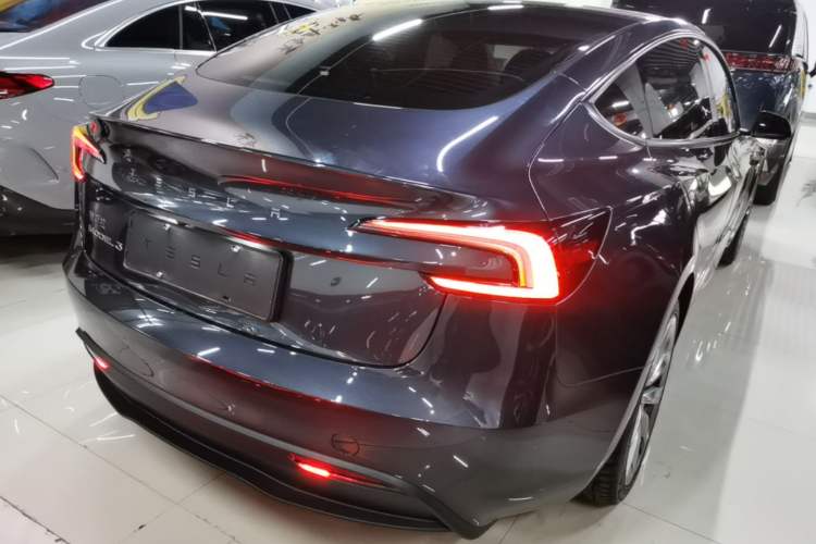 Used Tesla Model 3 2023 Rear-Wheel-Drive Version Rear Right 45 Deg