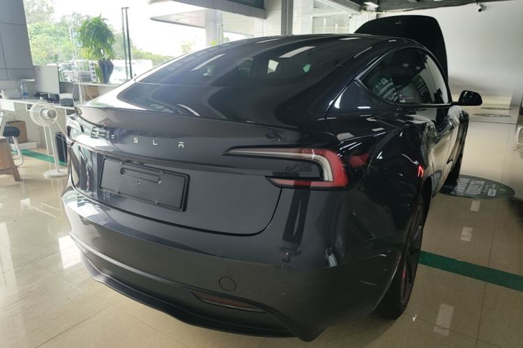 Used Tesla Model 3 2023 Rear-Wheel-Drive Version Rear Right 45 Deg