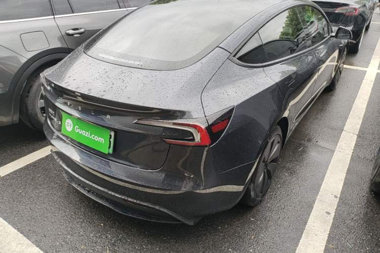 Used Tesla Model 3 2023 Rear-Wheel-Drive Version Rear Right 45 Deg