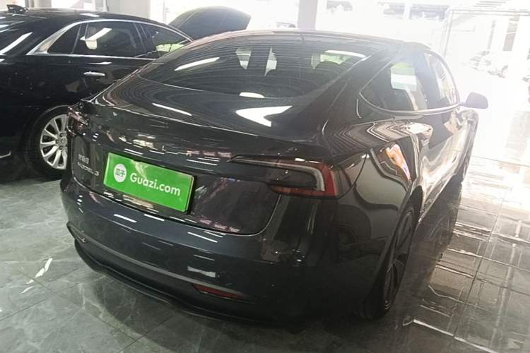 Used Tesla Model 3 2023 Rear-Wheel-Drive Version Rear Right 45 Deg