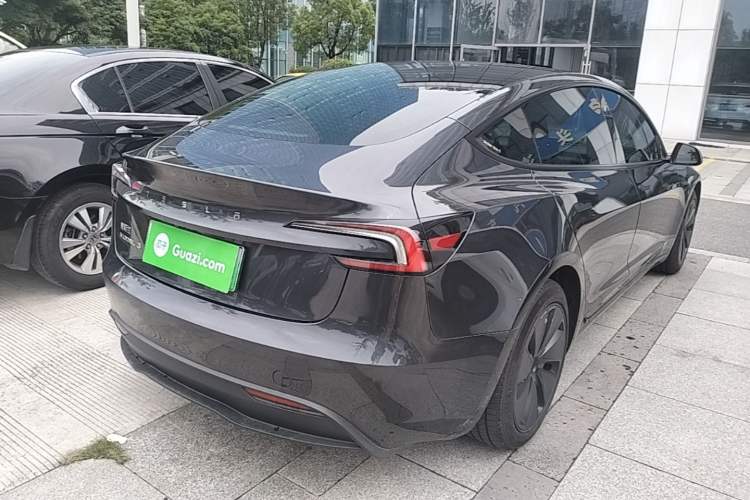 Used Tesla Model 3 2023 Rear-Wheel-Drive Version Rear Right 45 Deg