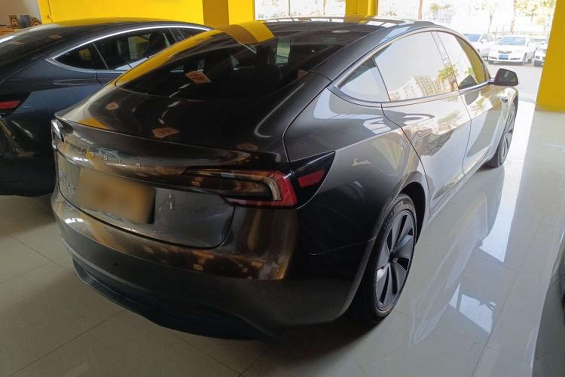 Used Tesla Model 3 2023 Rear-Wheel-Drive Version Rear Right 45 Deg