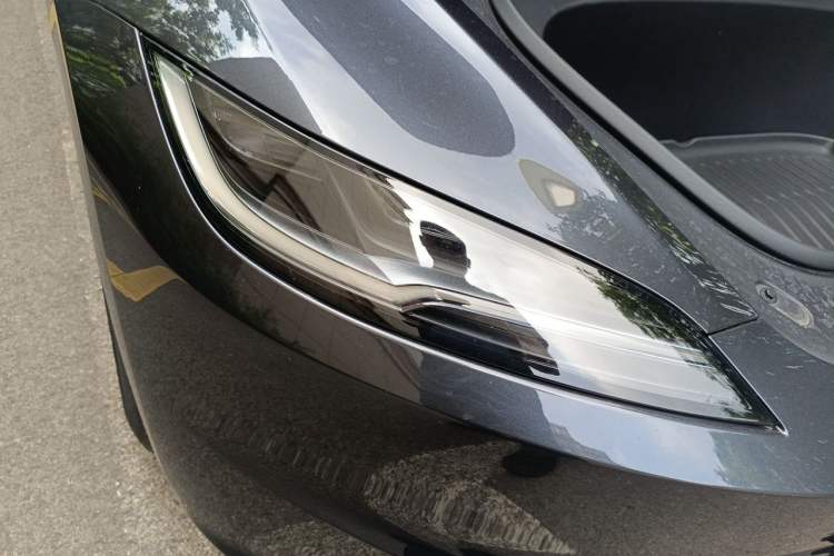 Used Tesla Model 3 2023 Long-Range All-Wheel-Drive Version Right Front Headlight