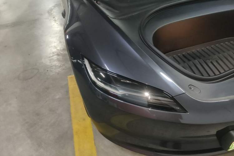Used Tesla Model 3 2023 Long-Range All-Wheel-Drive Version Right Front Headlight