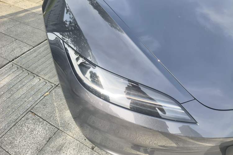Used Tesla Model 3 2023 Long-Range All-Wheel-Drive Version Right Front Headlight