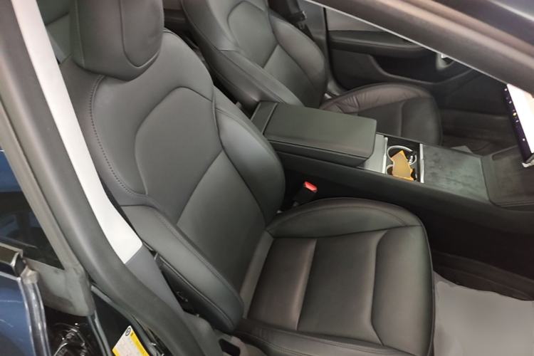 Used Tesla Model 3 2023 Rear-Wheel-Drive Version Right Front Seat