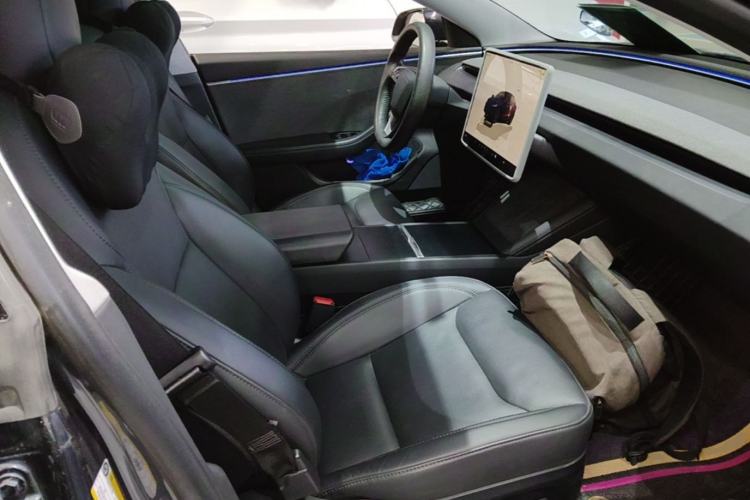 Used Tesla Model 3 2023 Rear-Wheel-Drive Version Right Front Seat