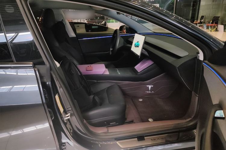 Used Tesla Model 3 2023 Rear-Wheel-Drive Version Right Front Seat