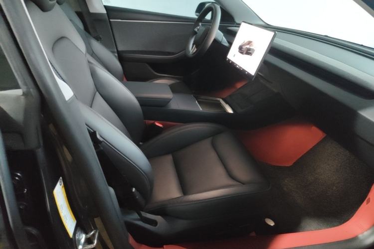Used Tesla Model 3 2023 Rear-Wheel-Drive Version Right Front Seat