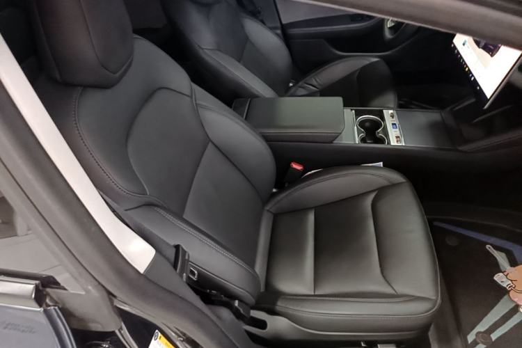 Used Tesla Model 3 2023 Rear-Wheel-Drive Version Right Front Seat