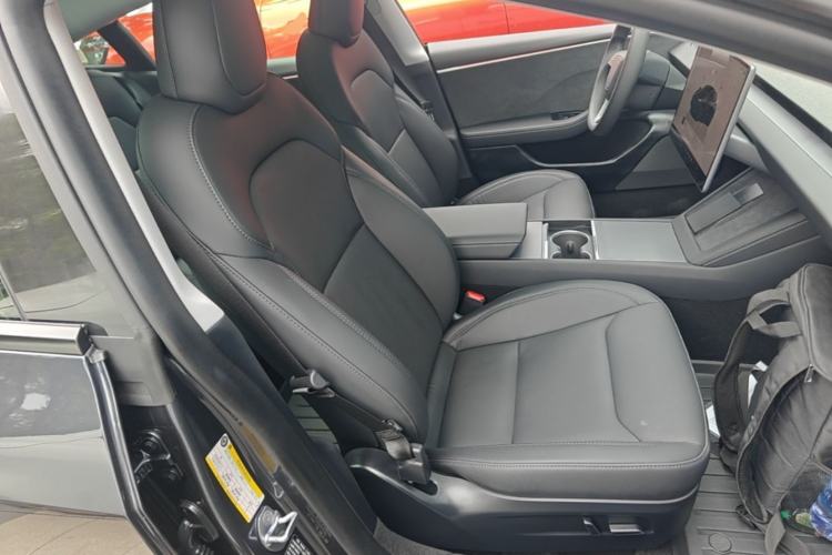 Used Tesla Model 3 2023 Long-Range All-Wheel-Drive Version Right Front Seat
