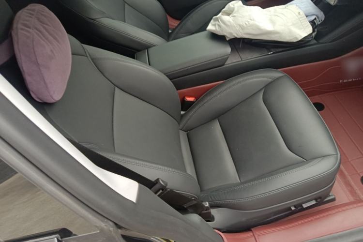 Used Tesla Model 3 2023 Rear-Wheel-Drive Version Right Front Seat