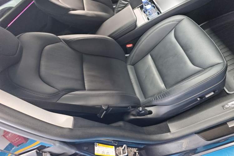 Used Tesla Model 3 2023 Rear-Wheel-Drive Version Right Front Seat