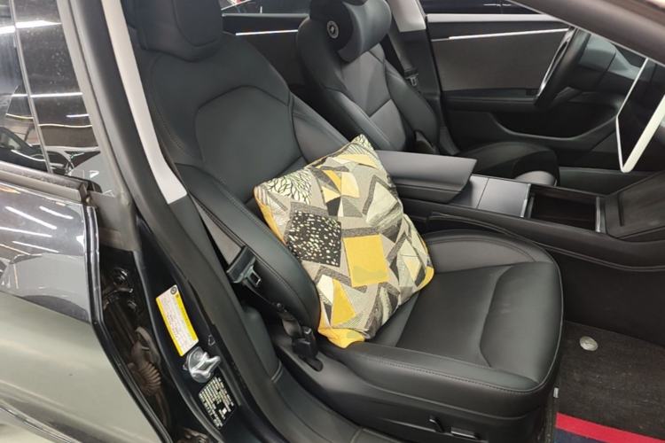 Used Tesla Model 3 2023 Rear-Wheel-Drive Version Right Front Seat