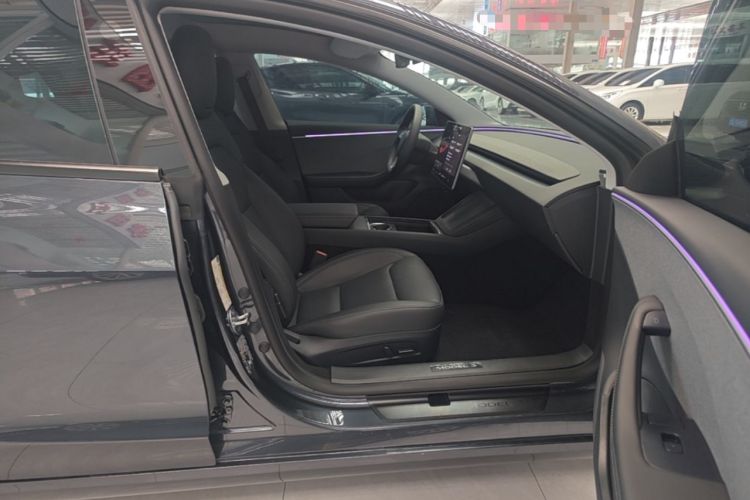 Used Tesla Model 3 2023 Rear-Wheel-Drive Version Right Front Seat