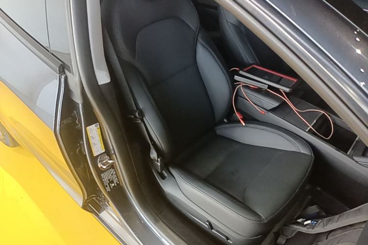 Used Tesla Model 3 2023 Rear-Wheel-Drive Version Right Front Seat