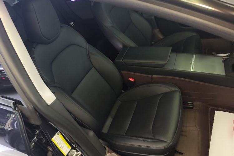 Used Tesla Model 3 2023 Rear-Wheel-Drive Version Right Front Seat