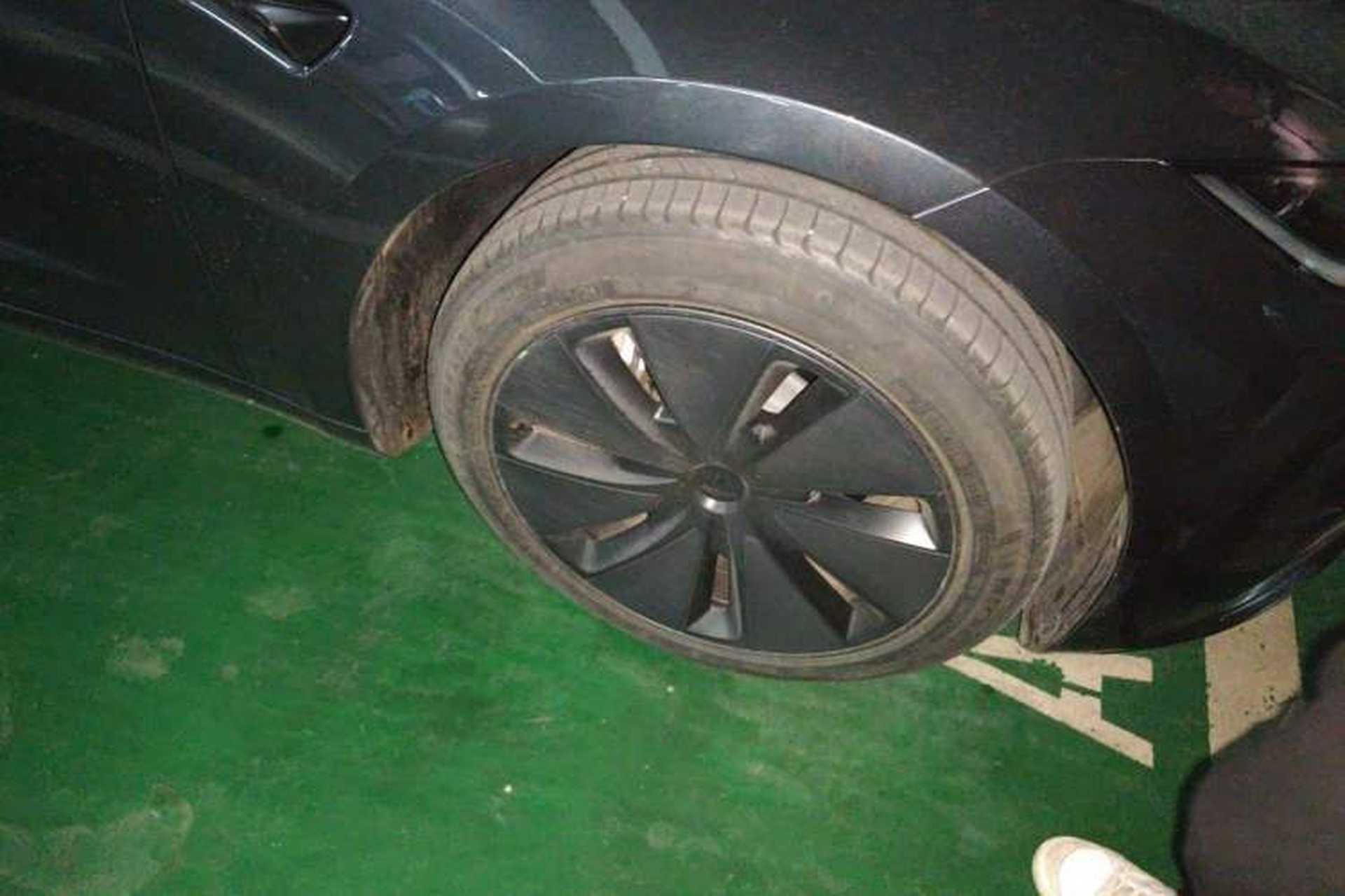 Used Tesla Model 3 2023 Rear-Wheel-Drive Version Right Front Wheel Hub