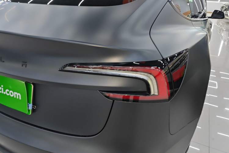 Used Tesla Model 3 2023 Rear-Wheel-Drive Version Right Rear Taillight