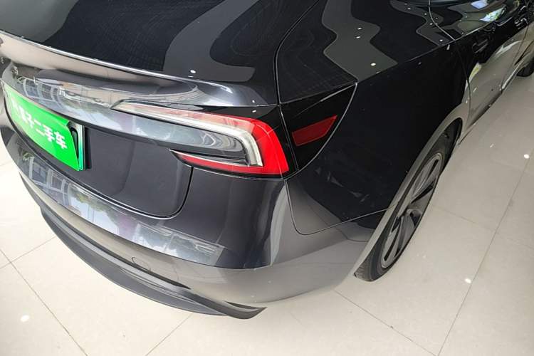 Used Tesla Model 3 2023 Rear-Wheel-Drive Version Right Rear Taillight