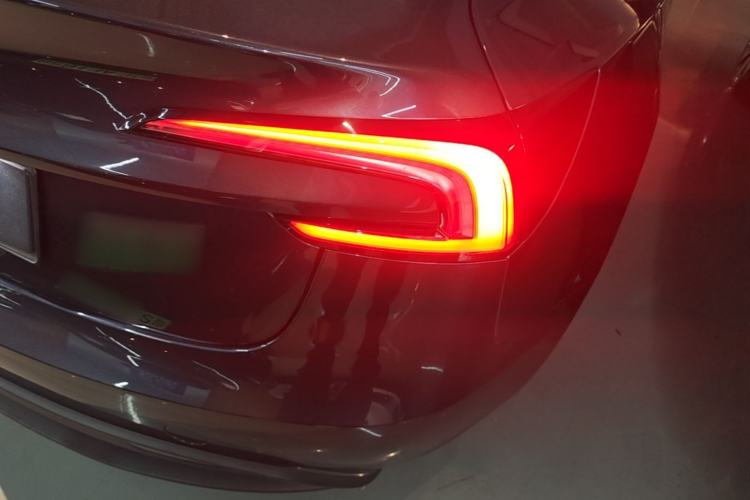 Used Tesla Model 3 2023 Rear-Wheel-Drive Version Right Rear Taillight