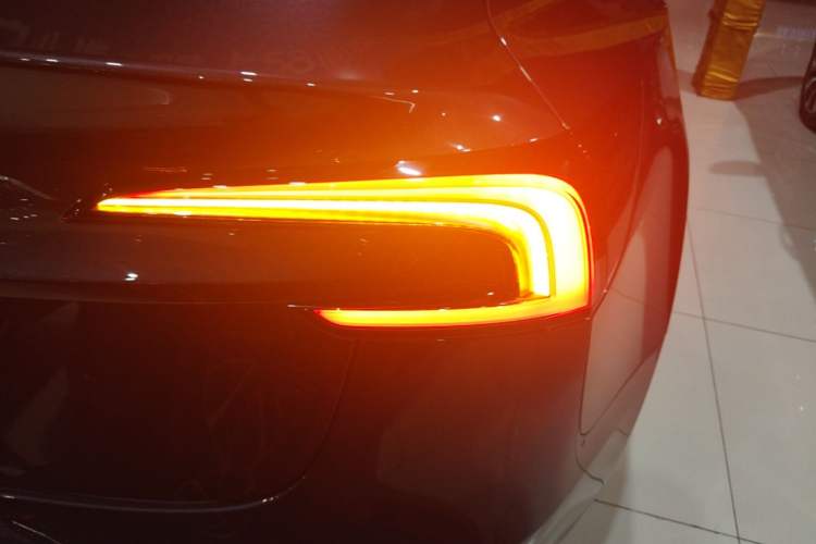 Used Tesla Model 3 2023 Rear-Wheel-Drive Version Right Rear Taillight