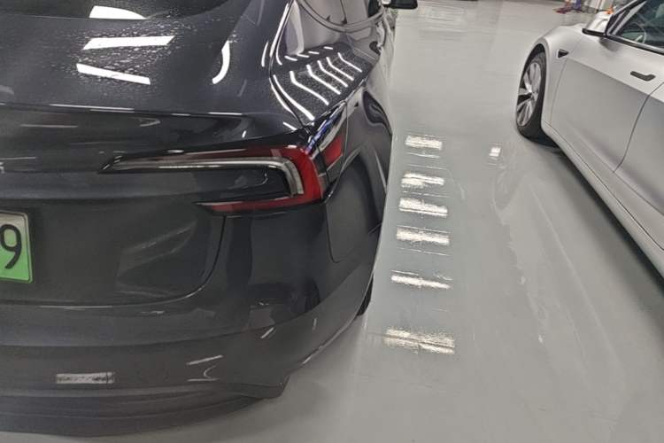 Used Tesla Model 3 2023 Rear-Wheel-Drive Version Right Rear Taillight