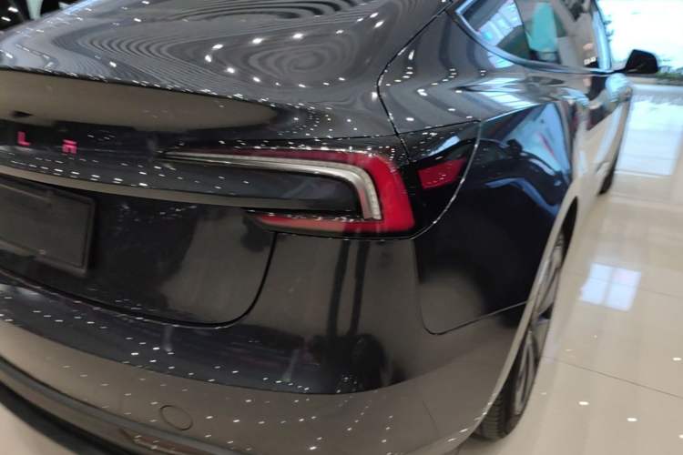 Used Tesla Model 3 2023 Rear-Wheel-Drive Version Right Rear Taillight