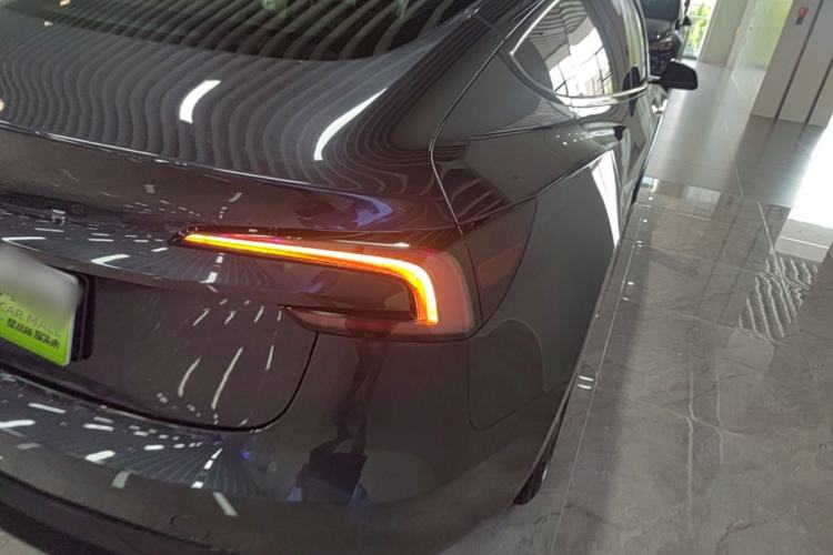 Used Tesla Model 3 2023 Rear-Wheel-Drive Version Right Rear Taillight