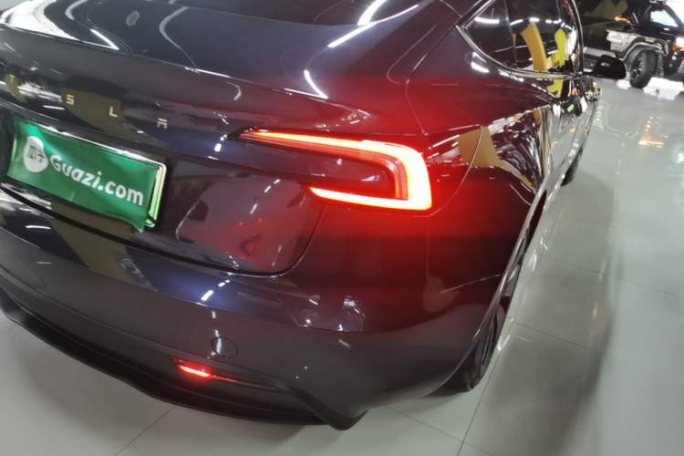 Used Tesla Model 3 2023 Rear-Wheel-Drive Version Right Rear Taillight