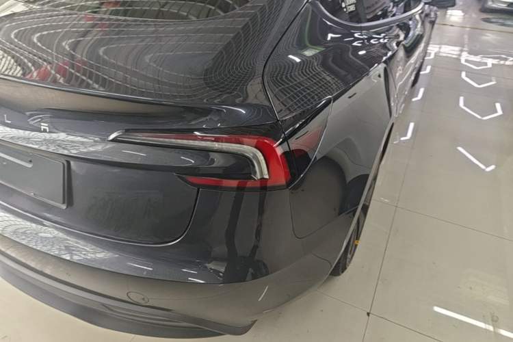 Used Tesla Model 3 2023 Rear-Wheel-Drive Version Right Rear Taillight