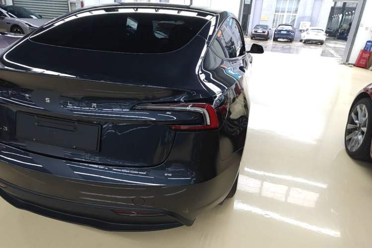 Used Tesla Model 3 2023 Rear-Wheel-Drive Version Right Rear Taillight