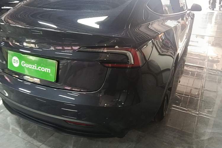 Used Tesla Model 3 2023 Rear-Wheel-Drive Version Right Rear Taillight