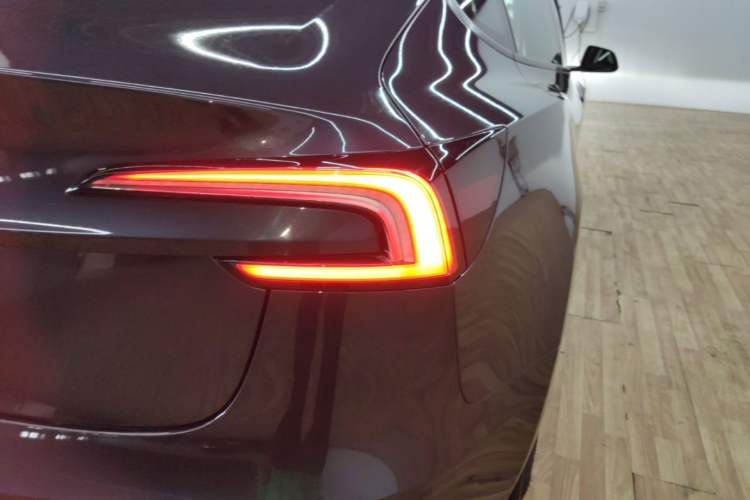 Used Tesla Model 3 2023 Rear-Wheel-Drive Version Right Rear Taillight