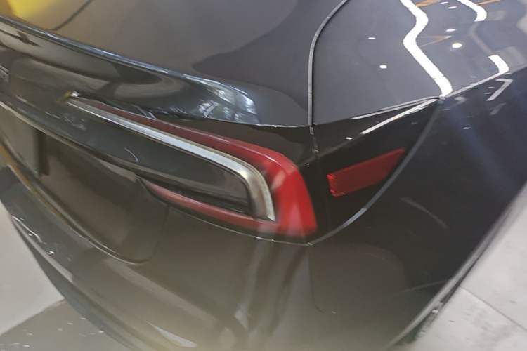 Used Tesla Model 3 2023 Rear-Wheel-Drive Version Right Rear Taillight