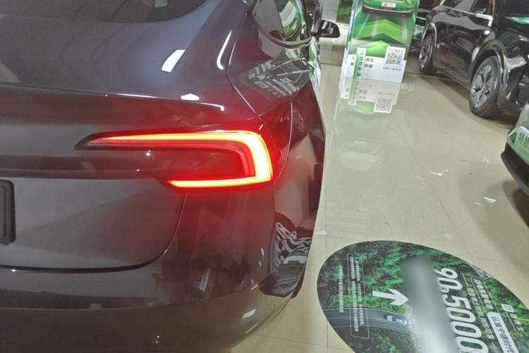 Used Tesla Model 3 2023 Rear-Wheel-Drive Version Right Rear Taillight