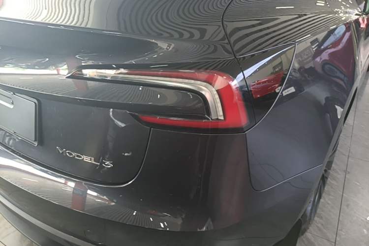 Used Tesla Model 3 2023 Rear-Wheel-Drive Version Right Rear Taillight