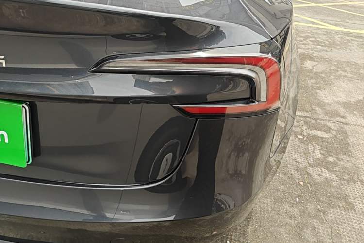 Used Tesla Model 3 2023 Rear-Wheel-Drive Version Right Rear Taillight